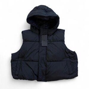 NWT Fabletics Essential Cropped Hooded Puffer Vest Size XXL